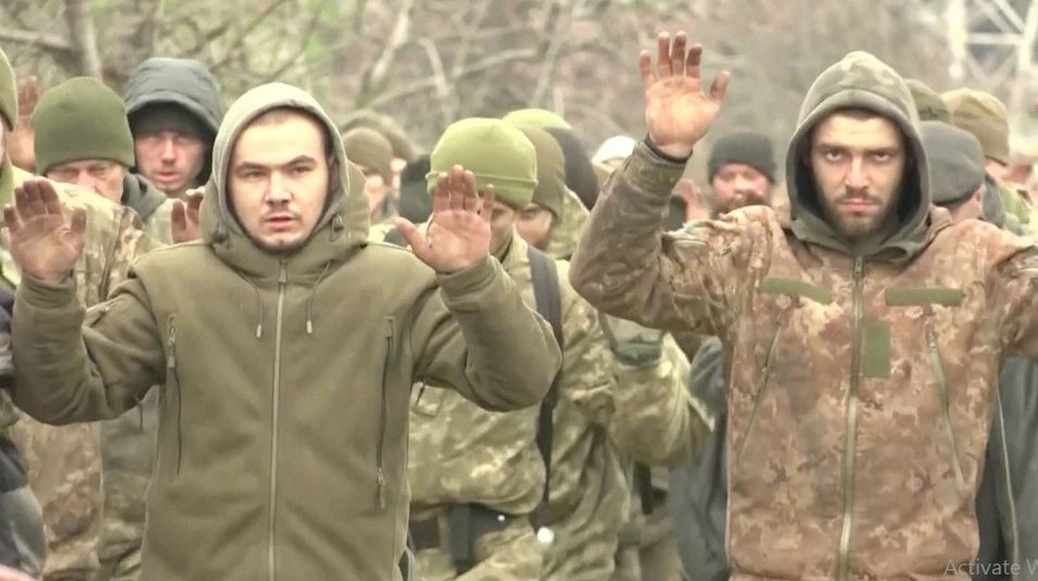 Tuy nhiên, chiến dịch Mariupol đã thất bại thảm hại, lực lượng chủ lực của Lữ đoàn Thủy quân lục chiến 36 Ukraine và Tiểu đoàn Azov bị Quân đội Nga tiêu diệt hoàn toàn; số còn lại bị bắt sống. Lữ đoàn thủy quân lục chiến 35 không nằm trong vòng vây, nhưng cũng bị đánh thiệt hại nặng nề.