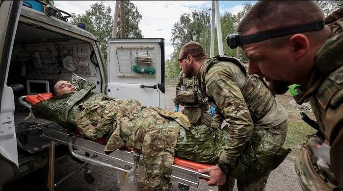 Tuy nhiên, vào tháng 5/2024, khi Quân đội Nga bất ngờ tấn công vào phía bắc Kharkov rồi đột phá theo hướng Dzerzhinsk, Tướng Sodol đã bị cả mặt trận và hậu phương chỉ trích, khi vẫn đang uống rượu ở Odessa; lực lượng Azov thậm chí còn cáo buộc Tướng Sodol “nướng” nhiều quân Ukraine hơn bất kỳ tướng Nga nào. 