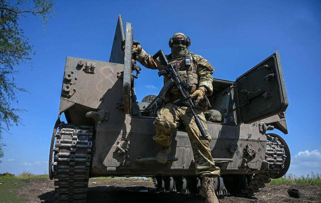 Ukraine tiếp tục tấn công, Nga đưa quân "luồn sâu đánh hiểm" - Hình 5 Ukraine tiep tuc tan cong, Nga dua quan