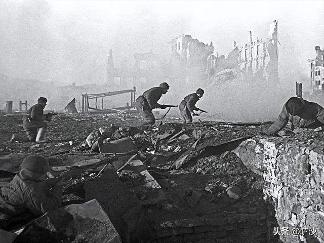 Tại sao Đức đã tới sát ngoại ô nhưng không thể vào tới Moscow - Hình 6 Tai sao Duc da toi sat ngoai o nhung khong the vao toi Moscow-Hinh-6