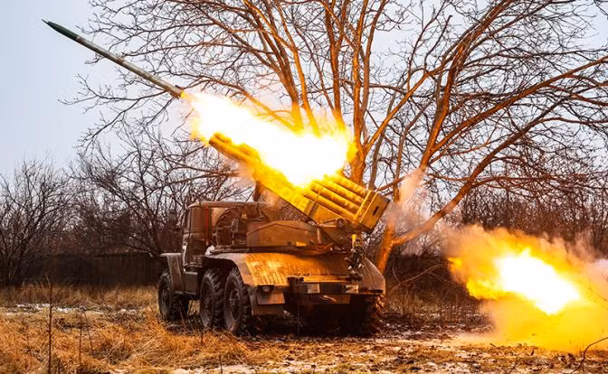 Ukraine chi con kiem soat Marinka 1%, quan Nga phat trien ve huong tay-Hinh-2