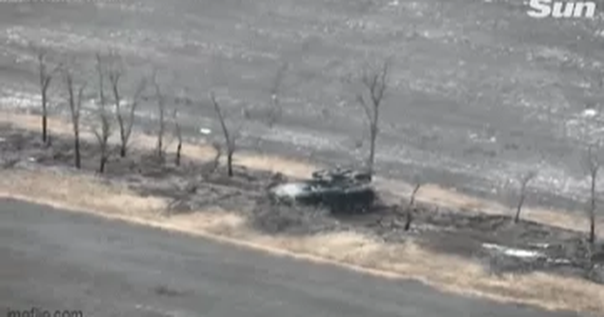 Hiện việc “dọn dẹp” của Quân đội Nga ở sườn phía tây thị trấn Marinka về cơ bản đã hoàn thành, giúp họ rảnh tay để phân chia lực lượng và tiến về phía nam. Hiện họ đã điều chuyển một phần quân số và hỏa lực pháo binh về phía nam Marinka, trong đó Sư đoàn bộ binh cơ giới 20 thuộc Tập đoàn quân số 8 của Quân khu phía Nam, vẫn đảm nhận nhiệm vụ tấn công chủ yếu trên phòng tuyến Pobeda.