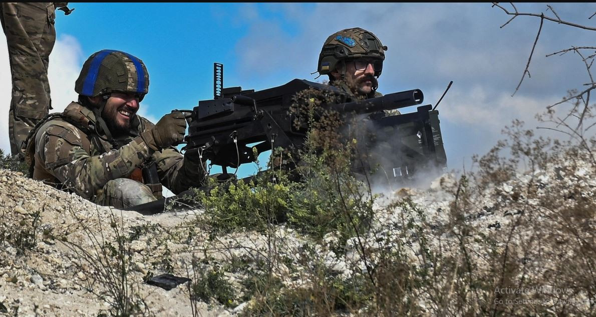 Sau 5 ngày chiến đấu quyết liệt gần thị tứ Novomikhailovka, các đơn vị của Tập đoàn quân 68 Nga đã giành được chỗ đứng ở ngoại vi phía đông nam của ngôi làng; chiếm khu nghĩa trang, nhưng quân Nga vẫn chưa thể vào Novomikhailovka do các bãi mìn và các trận địa phòng ngự kiên cố của Ukraine. 