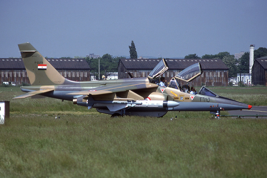 Trong bối cảnh cạnh tranh quốc tế khốc liệt này, Ai Cập đang tận dụng sức mua của mình để đảm bảo nhiều thứ hơn, chứ không chỉ là máy bay. Theo Thiếu tướng Tarek Abdel Fattah, chủ tịch Nhà máy máy bay Helwan, AOI rất muốn đảm bảo rằng bất kỳ thỏa thuận nào, cũng bao gồm việc chuyển giao công nghệ sản xuất mạnh mẽ.