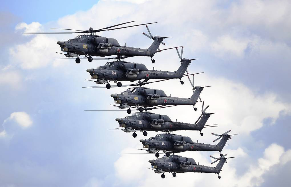 Tiếp theo là các đơn hàng dành cho dòng trực thăng Mi gồm 115 chiếc Mi-28N (52 máy bay năm 2004, 19 máy bay năm 2013, 44-50 máy bay năm 2015). 100 chiếc Mi-28NM (2 chiếc vào năm 2017, 98 chiếc vào năm 2019, thời gian giao hàng từ 2022-2027).