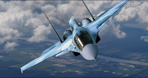 Theo phóng viên chiến trường người Nga Kiril Fedorov đưa tin, phi hành đoàn của một máy bay tiêm kích bom Su-34 của Nga đã thực hiện một chiến công phi thường, khi họ quyết định không nhảy dù, sau khi máy bay của họ bị một tên lửa phòng không của Ukraine bắn trúng.