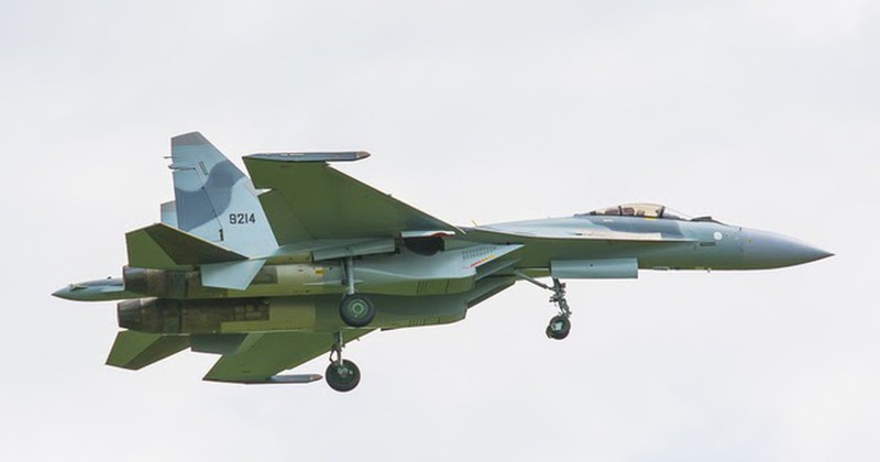 Hiện tại, một lô máy bay chiến đấu Su-35SE dự định chuyển tới Ai Cập vẫn đang đậu trong nhà máy sản xuất máy bay ở Komsomolsk trên sông Amur, vùng Viễn Đông của Nga.