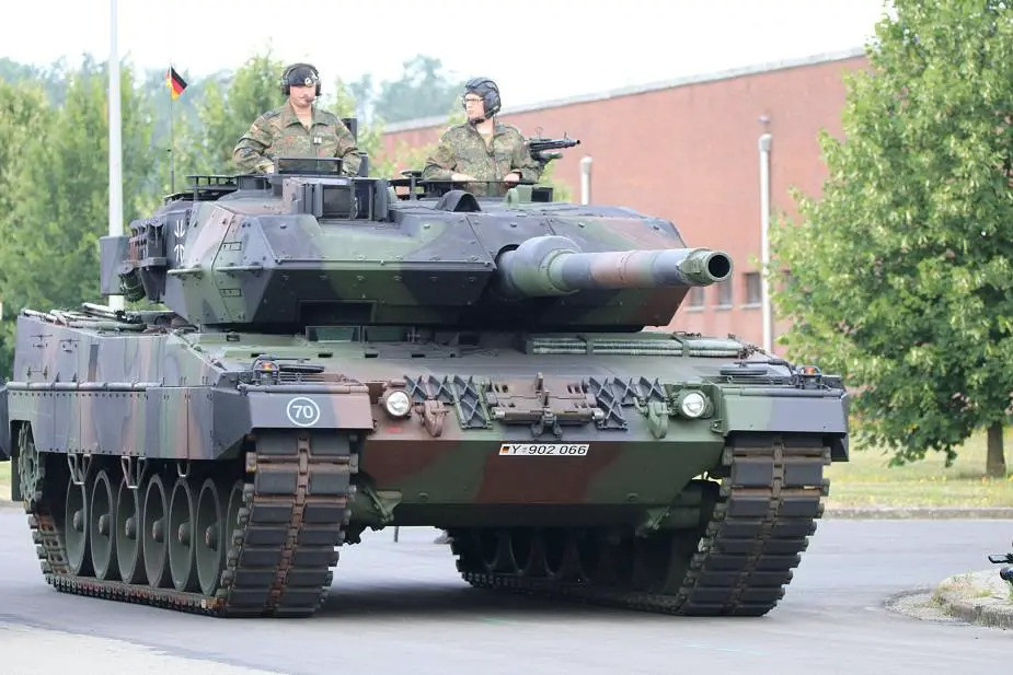 MBT Leopard 2A6 do công ty Krauss-Maffei Wegmann của Đức, là phiên bản cao nhất của dòng MBT Leopard-2. Kể từ khi được đưa vào sản xuất năm 1998 và đưa vào sử dụng năm 2001, xe tăng này này đã được nhiều quốc gia ưa chuộng, vì hiệu suất hoạt động tuyệt vời.