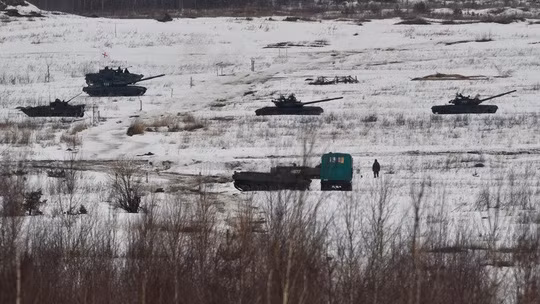 Theo phân tích của Trung tướng Mỹ đã nghỉ hưu Mark Hertling: “Một trong những nguyên tắc của chiến tranh là “tập trung chỉ huy”, có nghĩa là phải có người chịu trách nhiệm hoàn toàn từ điều phối hỏa lực, chỉ đạo hậu cần, cung cấp lực lượng dự trữ, cân bằng các hoạt động khác nhau cho phù hợp”.