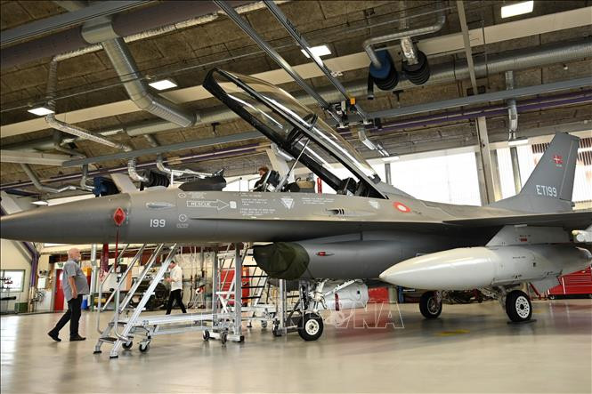 Mặc dù chi tiết chính thức về các nâng cấp F-16 viện trợ cho Ukraine chưa được công khai, nhưng rất có thể, việc hiện đại hóa số F-16 này đồng nghĩa với việc cải thiện phạm vi phát hiện mục tiêu của radar trên F-16 và tầm bắn của tên lửa không đối không. 