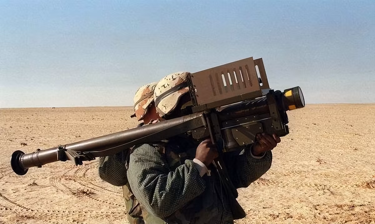 Cuối cùng, quân đội Ukraine khó có thể đáp trả hiệu quả các UAV tự sát của Nga. Hiện tại, vũ khí phòng không mà quân đội Ukraine hiện có, chủ yếu là Buk-M1 và S-300 từ thời Liên Xô. Đồng thời, các nước NATO đã hỗ trợ một số hệ thống phòng không vác vai cơ động như Stinger và Starlight.