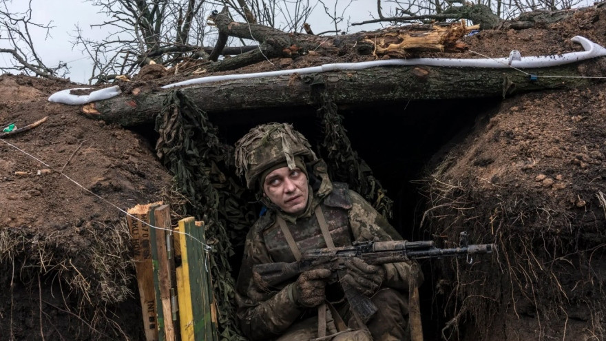 Trong chiến đấu, tâm lý phòng thủ của những người lính được tuyển chọn từ tù nhân này dường như sụp đổ rất nhanh khi phải đối mặt với các cuộc tấn công từ Quân đội Nga. Quá trình huấn luyện và chuẩn bị tâm lý mà họ trải qua vội vàng trước đó dường như đã hoàn toàn mất đi tác dụng trên chiến trường thực sự.