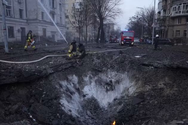 Theo hãng tin RIA Novosti của Nga, cả hai tên lửa đều bắn trúng mục tiêu một cách chính xác và phá hủy tòa nhà Cơ quan An ninh Ukraine cũng như hệ thống phòng không Patriot tại sân bay quốc tế Kiev.