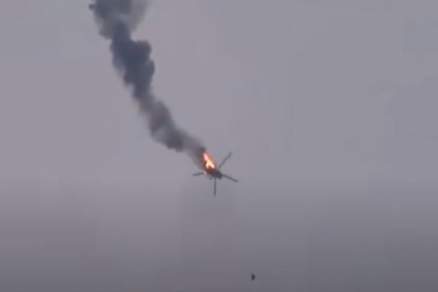 Thiếu tướng Igor Konashenkov, người phát ngôn Bộ Quốc phòng Nga cho biết: "Chiếc trực thăng Mi-8 bị bắn hạ, khi nó đang bay vào thành phố Mariupol, nhằm giải cứu khẩn cấp chỉ huy Tiểu đoàn Azov, những kẻ có ý định tháo chạy, bỏ mặc cấp dưới của mình".