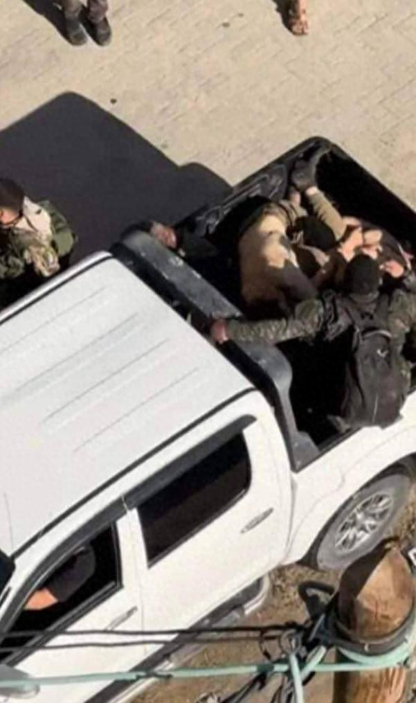 Tất nhiên, phía Palestine chắc chắn sẽ không thể đạt được kết quả to lớn như vậy nếu chỉ nhờ vào sự bất cẩn của quân đội Israel. Ngoài việc tung ra các cuộc tấn công bất ngờ vào Israel đồng thời trên bộ, trên biển và trên không, phía Palestine còn áp dụng nhiều chiến thuật mới. 