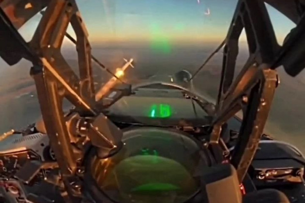 Điều này có nghĩa là số MiG-29 này có thể trang bị vũ khí theo tiêu chuẩn NATO và có thể liên lạc với máy bay cảnh báo sớm của NATO trong thời gian thực. Theo một số thông tin, sở dĩ máy bay chiến đấu Ukraine có thể lắp tên lửa chống bức xạ của Mỹ, là do sử dụng máy bay chiến đấu MiG-29 do Ba Lan cải tiến và nâng cấp. 