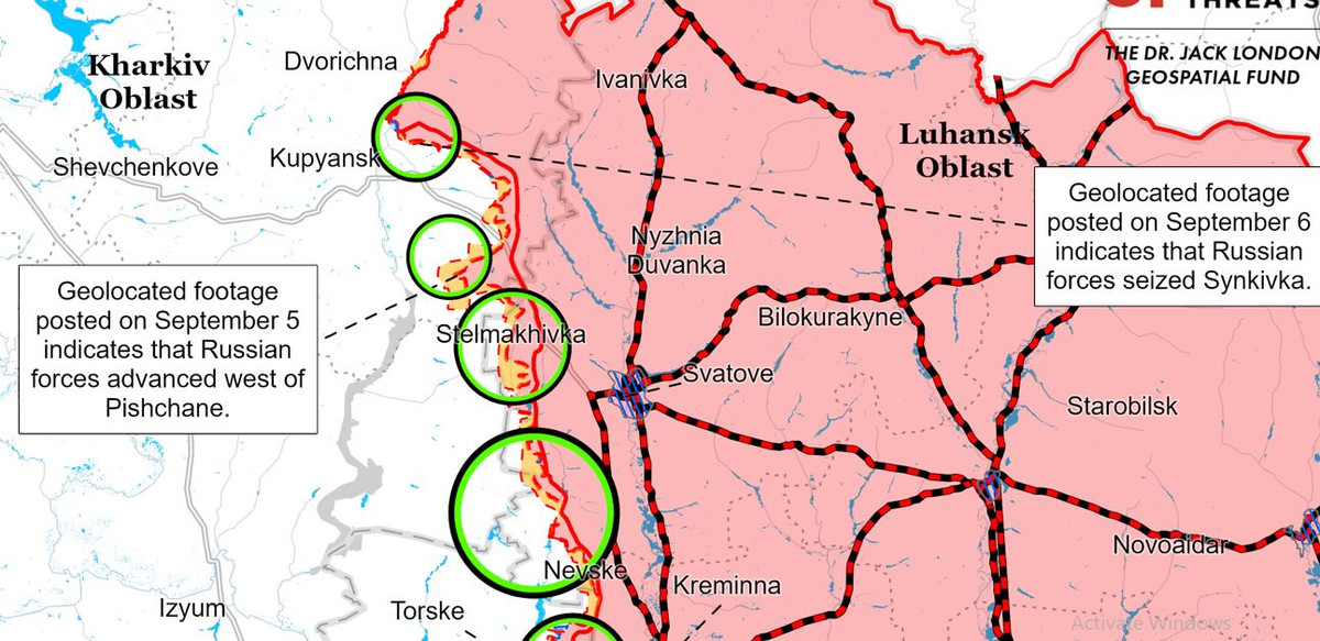 Theo dự đoán, rất có thể quân Nga cũng tiến theo tuyến phía tây Marinka và hình thành vòng vây khu vực pháo đài của Quân đội Ukraine trên tuyến Pobeda. Bằng cách này, quân Nga có thể xuyên thủng toàn bộ tuyến phòng thủ của quân Ukraine, tấn công từ nam xuống bắc, đánh tràn vào tuyến phòng thủ Donbass từ phía sau. Nếu họ thực hiện ý định chiến lược này, sẽ có tác động sâu sắc đến toàn bộ tình hình chiến trường Ukraine.