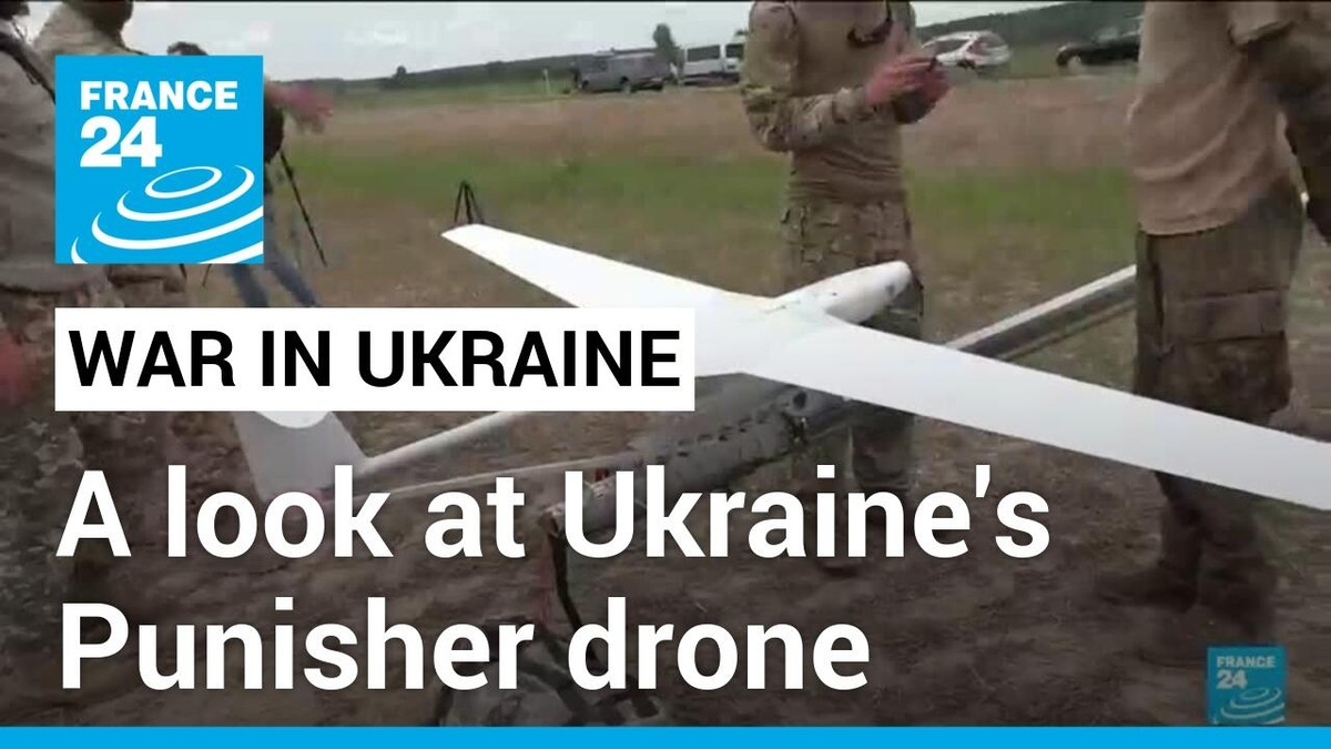 Ukraine cũng đang sản xuất UAV của riêng mình; tháng trước, một công ty Ukraine cho biết, loại UAV tấn công "Punisher" mà họ phát triển, có thể chống nhiễu điện tử và đã bàn giao hơn chục chiếc cho Quân đội Ukraine. Quân đội Ukraine cũng sử dụng UAV nhiều cánh quạt sản xuất trong nước, để ném bom xe tăng Nga. 
