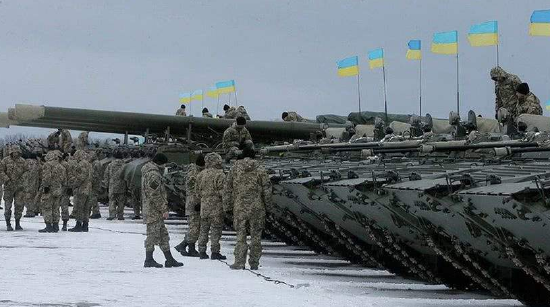 Ngân sách quân sự của Ukraine đang thiếu trầm trọng, năm ngoái chỉ chi cho mua sắm vũ khí chưa đến 1 tỷ USD; đối mặt với môi trường địa chính trị phức tạp và khắc nghiệt như vậy, khoản chi quân sự này không đủ để đảm bảo an ninh cho Ukraine.