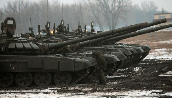 Nga làm như vậy sẽ loại Ukraine khỏi NATO, cấm triển khai các căn cứ quân sự của phương Tây trên lãnh thổ láng giềng, và giảm thiểu hợp tác quân sự của Ukraine với các nước phương Tây càng sớm càng tốt.