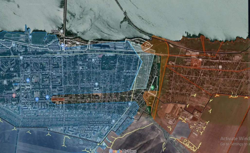 Phóng viên chiến trường, kiêm blogger Yuri Podolyaka của Nga cũng đưa tin về việc bao vây quân Ukraine ở Kurakhove, cho biết, Lữ đoàn bộ binh cơ giới 114 của Nga “đã thực hiện một phép lạ mới”, khi đang chiến đấu trong các tòa nhà cao tầng của thành phố và đã chiếm một phần đáng kể trong số đó. Hiện quân Ukraine ở Kurakhove, bỏ lại vũ khí hạng nặng và tự ý rút lui theo từng nhóm nhỏ.