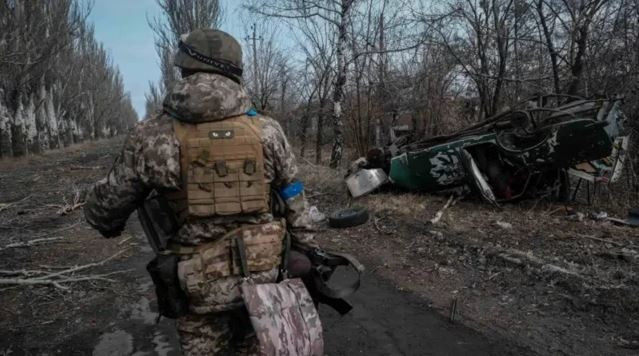 Có thông tin cho biết, quân Ukraine tại làng Blagodatnoye đã rút về phía Velikaya Novoselka do thiếu quân số và hỏa lực yểm trợ. Trên thực tế, nếu họ không rút nhanh khỏi làng này, có thể bị quân Nga bao vây hoàn toàn. Ngoài làng Blagodatnoye, quân Nga còn chiếm thêm làng Neskuchnoye, qua đó kiểm soát thêm khoảng 15 km vuông lãnh thổ.