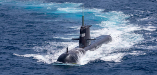 Mặc dù chính phủ Australia tuyên bố rằng, loạt thỏa thuận hợp tác quốc phòng mà Mỹ, Anh và Australia ký kết là cơ hội lịch sử, để bảo vệ các giá trị chung và thúc đẩy an ninh và thịnh vượng ở khu vực Ấn Độ - Thái Bình Dương. Nhưng quyết định này vẫn gây ra hàng loạt tranh cãi ngoại giao.