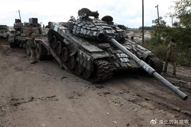 Đồng thời, Ukraine, với tư cách là một quốc gia công nghiệp trung bình với dân số 44 triệu người, không quá khó để huy động đầy đủ quân đội từ 100.000 đến 200.000 người. Tuy nhiên, việc có thể khai thác, làm chủ hoàn toàn các vũ khí hệ phương Tây, vẫn là rào cản lớn với Ukraine ở thời điểm hiện tại.