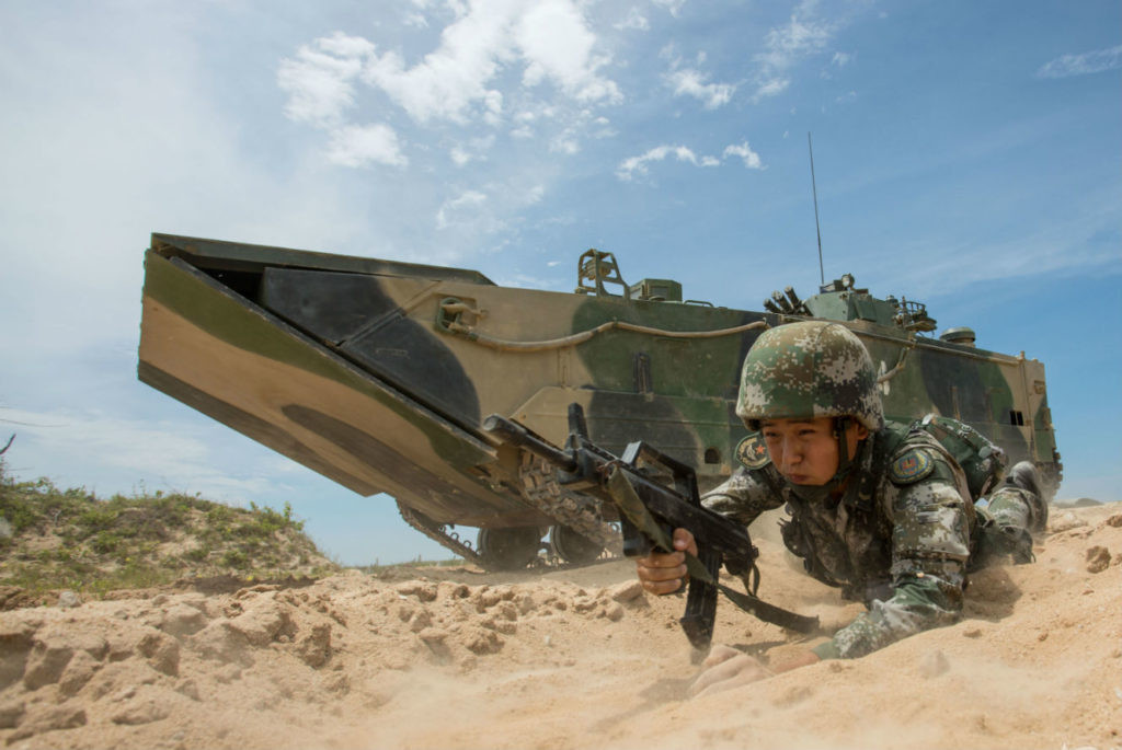 Trong nhiều năm qua, có nhiều bằng chứng về việc tinh thần chiến đấu của lính Trung Quốc là không cao. Ví dụ như tại Nam Sudan năm 2016, một báo cáo dày 84 trang của "Trung tâm vì thường dân trong xung đột" cho biết, lính Trung Quốc đã bỏ chạy, thậm chí vừa chạy vừa cởi bỏ quần áo khi đối đầu với phiến quân.