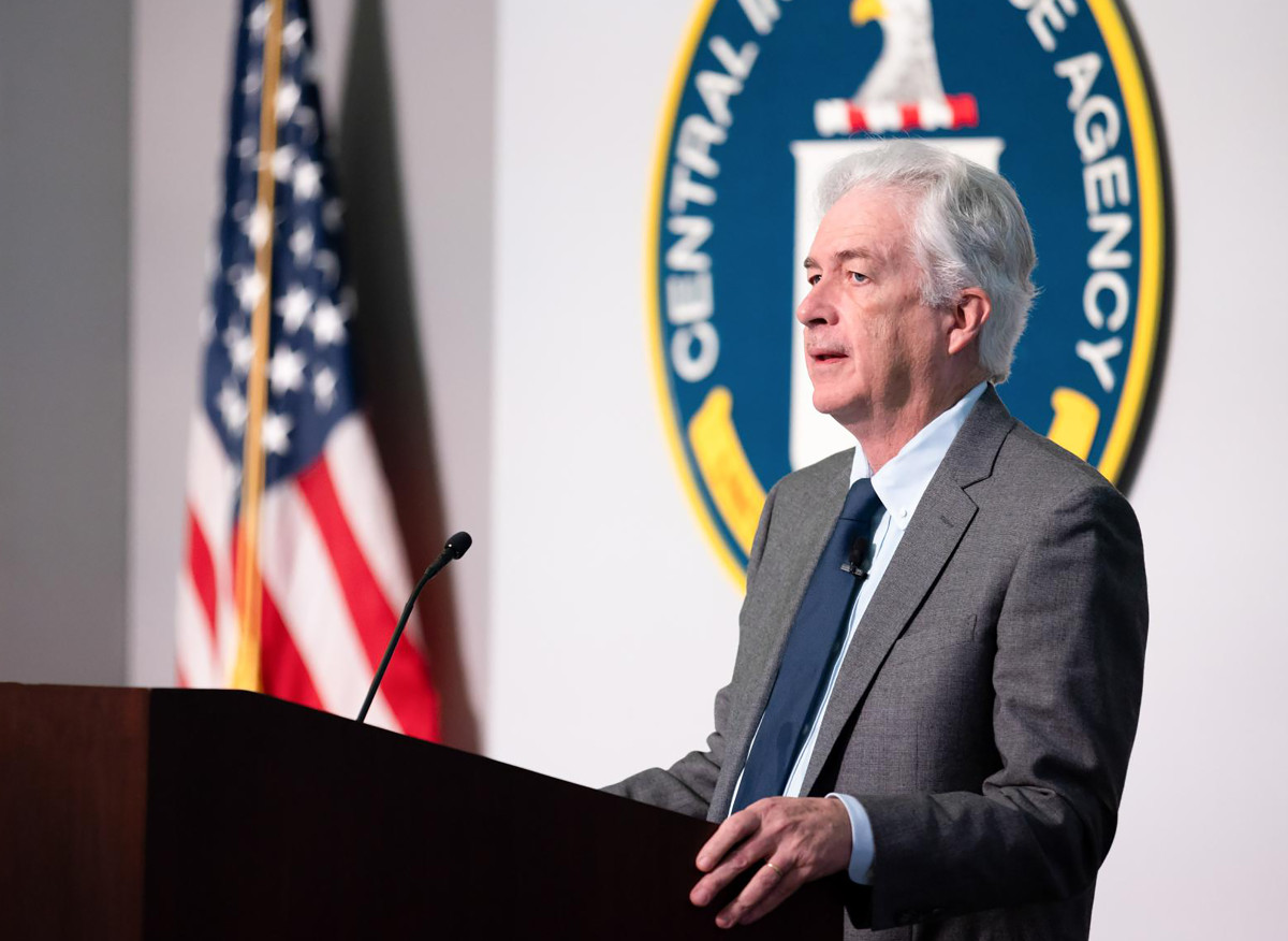 Giám đốc Cơ quan Tình báo Mỹ CIA William Burns trước đó cho rằng, việc Mỹ và các nước phương Tây từ chối cung cấp thêm viện trợ quân sự, sẽ khiến Quân đội Ukraine phải lùi bước trước quân Nga trong năm nay. 