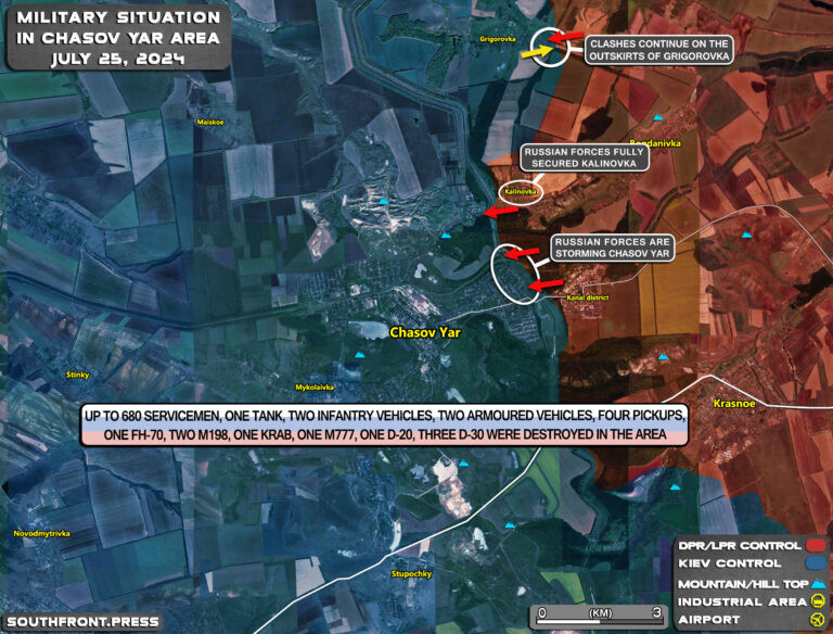 Tại Chasov Yar, phía bắc tỉnh Donetsk, Lữ đoàn bộ binh cơ giới số 93, Lữ đoàn xung kích số 5, 80 của Quân đội Ukraine hiện đang đảm nhiệm chiến đấu tại đây và phía bên Nga là Sư đoàn dù số 98 cùng Lữ đoàn bộ binh cơ giới 200. Đánh giá lực lượng của hai bên đều là quân tinh nhuệ. 