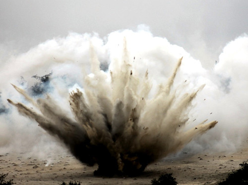 Hiện nay Chasov Yar là “tâm chấn” của chiến trường Ukraine, và có thể phát huy những kinh nghiệm tại Avdiivka, Không quân Nga sẽ tăng cường sử dụng các loại bom, trong đó có cả bom nhiệt áp ODAB-1500 và thậm chí là FAB-3000 để phá hủy các công sự ngầm, khiến Chasov Yar khó có thể đứng vững. (Nguồn ảnh: Sputnik, Topwar, Bild).