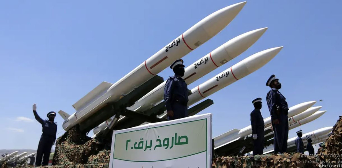 Kết thúc trận đánh, mặc dù quân Houthi đã phóng 24 tên lửa và nhiều UAV trong trận đánh này, nhưng không có tên lửa nào bắn trúng mục tiêu và đều bị đánh chặn. Có thể rút ra là, chiến thuật chống hạm ven biển của lực lượng vũ trang Houthi ở Yemen vẫn còn nhiều vấn đề. 