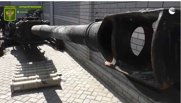 Lựu pháo M777 chỉ là một trong số rất nhiều loại vũ khí được phương Tây viện trợ cho Ukraine, và nó không thể phát huy hết khả năng khi không có con người sử dụng thành thạo; mặc dù tất cả các chuyên gia đều công nhận khả năng của pháo M777. 