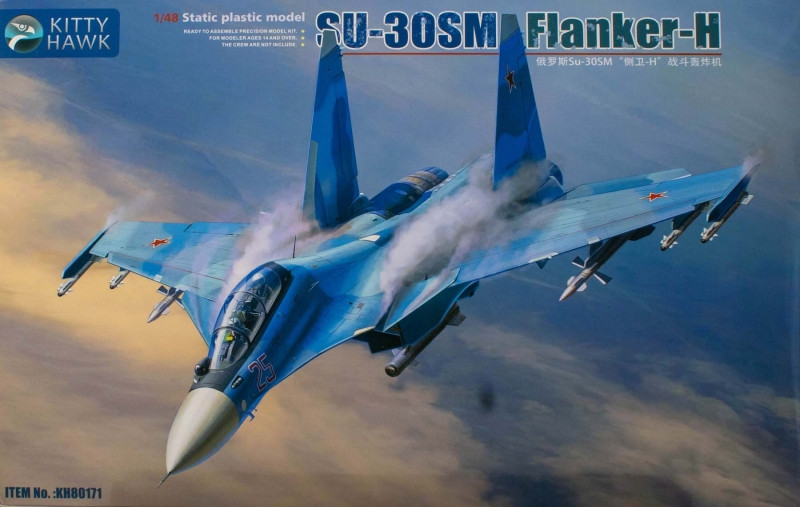 Điều làm nên sự khác biệt của Su-30SM là khả năng đa nhiệm, để đáp ứng nhu cầu đa dạng của quân đội Nga; do được trang bị các hệ thống radar chuyên dụng, hệ thống liên lạc vô tuyến, hệ thống nhận dạng bạn-thù chính xác, ghế phóng hiện đại, cũng như một loạt cải tiến về vũ khí …. 