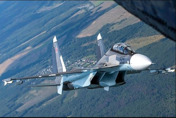 Hiện lực lượng không quân hải quân của Nga được biên chế máy bay chiến đấu Su-30 (chủ yếu là biến thể Su-30SM). Vì vậy, việc sử dụng Su-30SM tấn công các mục tiêu trên biển (kể cả tàu có người lái và không người lái), là một phần nhiệm vụ thường xuyên của phi công hải quân và Nga. 