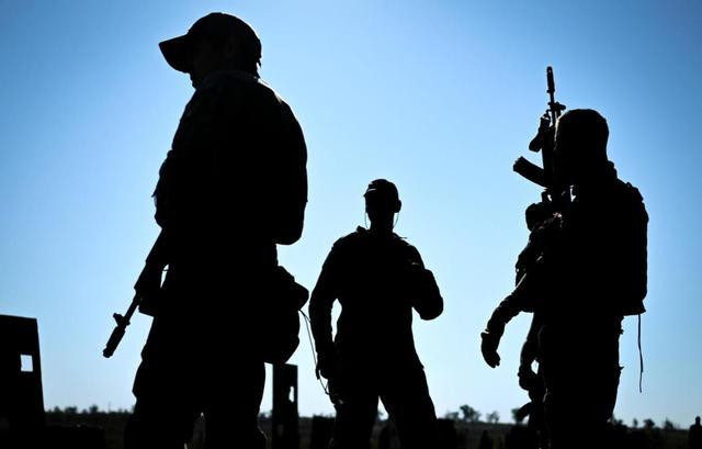 Việc Khodakovsky lo ngại thành phố Konstantinovka sẽ bị tấn công không phải là không có cơ sở. Bởi vì, khi Quân đội Nga tiến vào Chasov Yar, họ cũng đạt được kết quả trong cuộc tấn công ở thành phố Toretsk, nằm ở phía đông nam Konstantinovka.