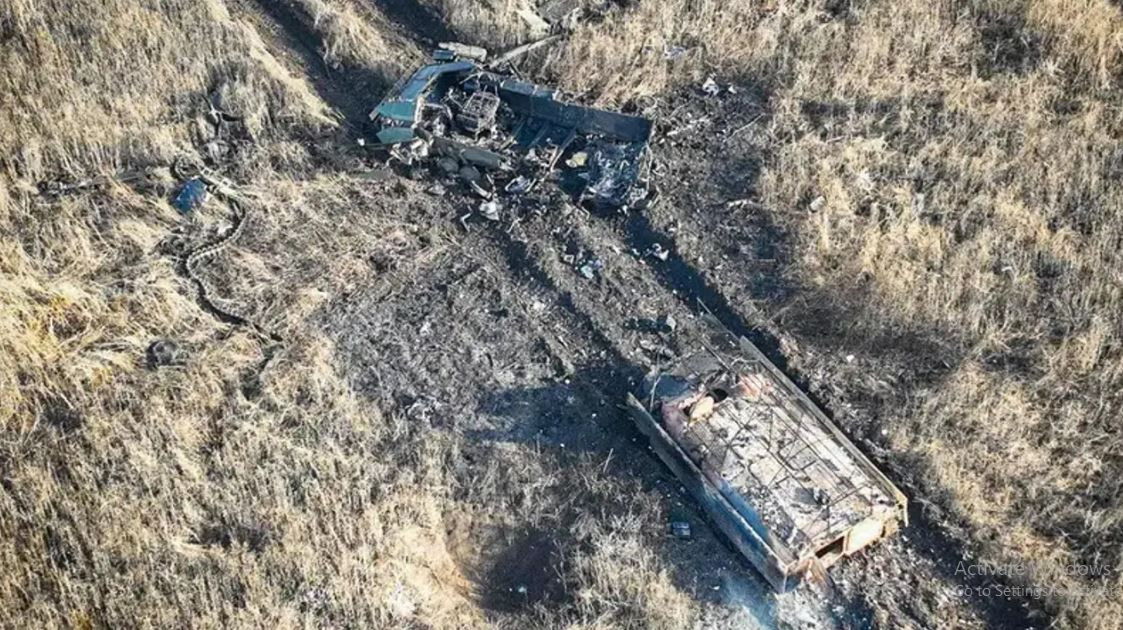 Trong hơn hai năm qua, Quân đội Nga đã nhiều lần cố gắng tấn công Ugledar, nhưng tất cả đều kết thúc với tổn thất lớn về người và vũ khí trang bị, đặc biệt là xe tăng, xe bọc thép. Quân đội Ukraine đã tổ chức được một thế trận phòng thủ khu vực kiên cố vững chắc, không cho quân Nga tiếp cận thành phố.