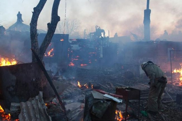 Trận pháo kích của phía Ukraine đã diễn ra trong hơn một giờ; đạn rơi khắp nơi; các khu nhà và khu vườn đang cháy. Máy bay không người lái của Ukraine ở khắp phía bắc của LPR. Nghe nói ở Kirovsk, Stakhanov và thậm chí ở phía tây Lugansk cũng bị pháo kích. Súng cối cũng bắn mạnh vào khu vực Bakhmutka”.