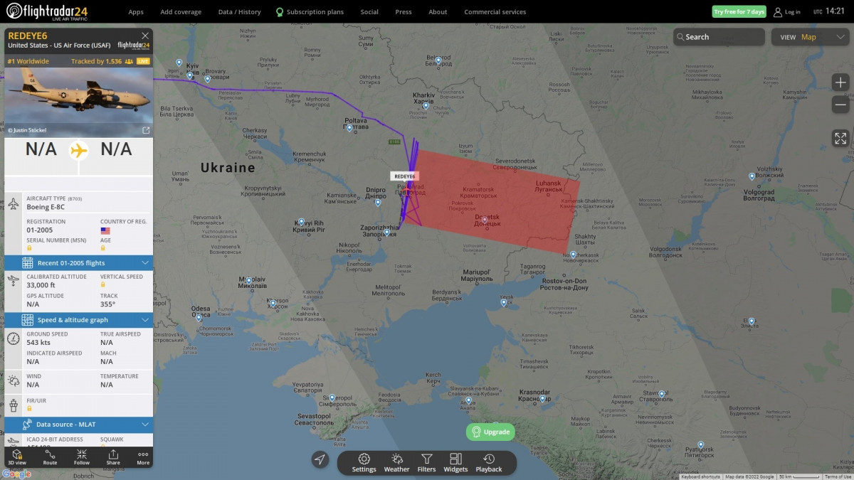 Dựa trên đường bay của các máy bay quân sự NATO, các chuyên gia đưa ra kết luận rằng, phần trung tâm lãnh thổ của hai nước cộng hòa tự xưng DPR và LPR đang được máy bay trinh sát Mỹ theo dõi chặt chẽ.