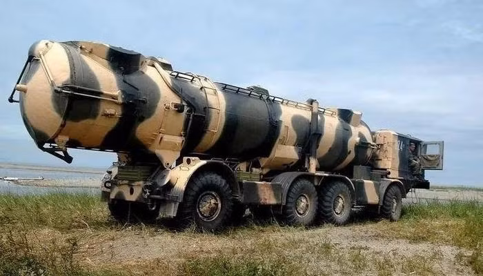 Suy cho cùng, giá chung của những tên lửa phòng không này nhìn chung có thể lên tới hàng triệu USD, trong khi giá chung của tên lửa P-35 trong kho của Quân đội Nga có thể chỉ là vài chục nghìn USD. Tại sao không tận dụng “đồ cổ” này để tiêu hao số tên lửa có giá trị cao trong tay Quân đội Ukraine? 