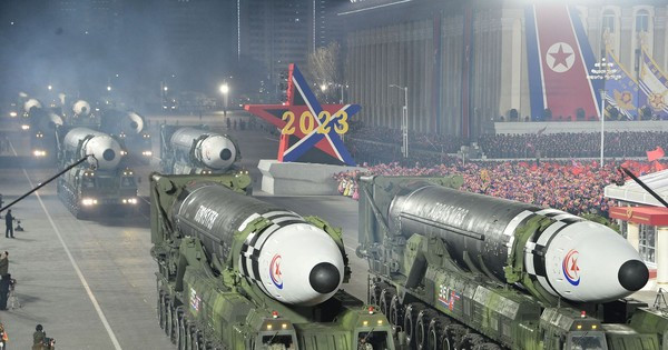 Triều Tiên phát triển nền công nghiệp quốc phòng, họ cần phải có một hệ thống khổng lồ, từ khai khoáng, luyện kim đến chế biến nguyên liệu thô…Ngoài ra còn có thành phần, thử nghiệm, kiểm tra và sản xuất các phụ tùng thay thế khác nhau.