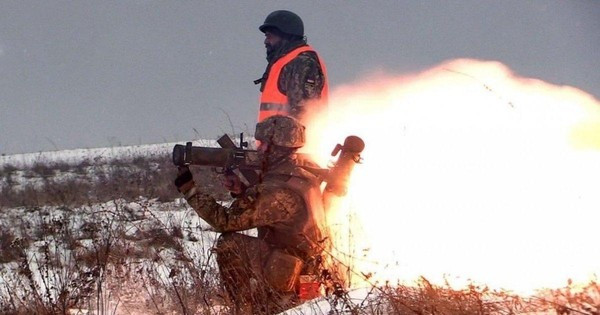 Hơn nữa, thời gian phóng của RPO-A ngắn, súng có trọng lượng nhẹ và dễ mang vác; trên chiến trường, lính bộ binh có thể thực hiện nhiều hành động kỹ thuật và chiến thuật khác nhau với các ống phóng trên lưng. RPO-A là hỏa lực cấp tiểu đội bộ binh, được trang bị tới tất cả các chiến sĩ trong tiểu đội.