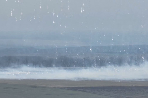 Nga tăng cường tấn công Bakhmut bằng pháo nhiệt áp - Hình 8 Nga tang cuong tan cong Bakhmut bang phao nhiet ap-Hinh-8