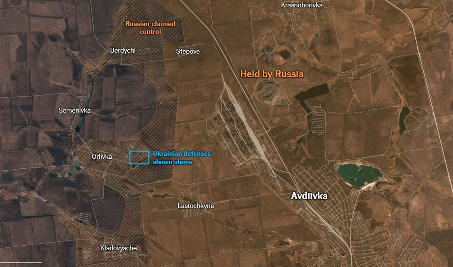 Trong suốt tháng 3, quân Nga chỉ tập trung tấn công vào phía tây Avdiivka và Cụm quân Trung tâm đã tham gia vào trận đánh này. Trong giai đoạn này, 4 lữ đoàn bộ binh và một lữ đoàn đặc nhiệm, do Tướng Syrsky trực tiếp chỉ huy, đã cố gắng phản công ở khu vực Avdiivka, nhưng bị phía Nga đẩy lùi.