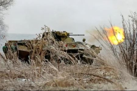 Điều đáng nói nữa là Tướng Sergei Krivonos của Ukraine (hiện đã nghỉ hưu) tiết lộ, khi Nga tiếp tục siết chặt vòng vây và pháo kích vào thành phố, Quân đội Ukraine tại khu vực Chasov Yar đã trở nên vô cùng khó khăn và nguy hiểm.