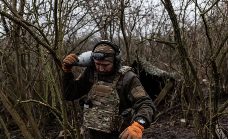 Ngoài ra, nếu Ukraine thất thủ ở Chasov Yar, tuyến đường đến Kramatorsk và Sloviansk cũng sẽ rộng mở. Chính vì điều này mà lực lượng phòng thủ của Ukraine ở Chasiv Yar rất mạnh, Quân đội Ukraine liên tục luân chuyển quân và chờ đợi sai lầm của quân Nga. 