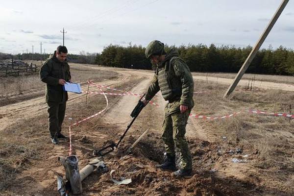 Các nhân viên kỹ thuật của căn cứ không quân Millerovo, hiện không cung cấp thông tin về sự tổn thất của các phương tiện hàng không chiến đấu tại sân bay này; nhưng trong các bức ảnh, người xem có thể thấy một đám cháy và các nhân viên sân bay đã tiến hành dập lửa.