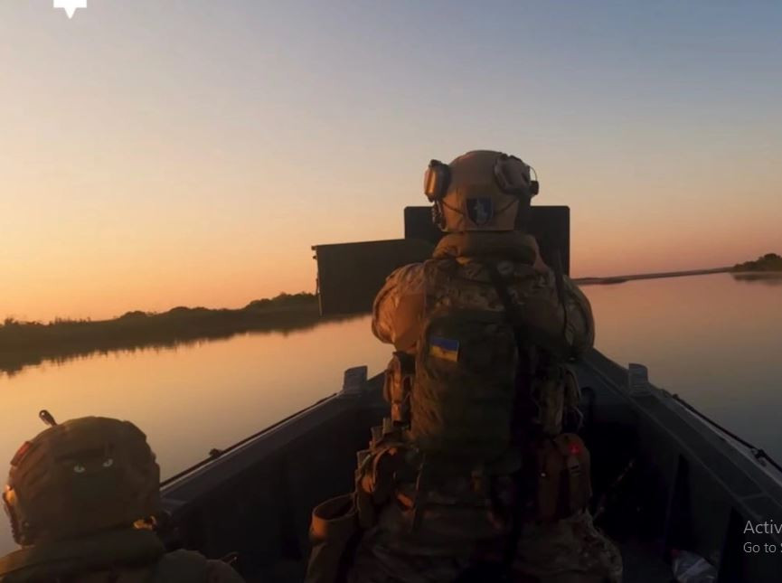 Suy cho cùng, bản thân quân đội Ukraine cũng biết rằng, mở chiến dịch lớn cần được hỗ trợ bởi lực lượng hậu cần mạnh mẽ để vượt sông; nhưng hiện tại, quân đội Ukraine đã phát động các cuộc tấn công trên nhiều mặt trận, khó có thể dành phần lớn nguồn lực cho Kherson.