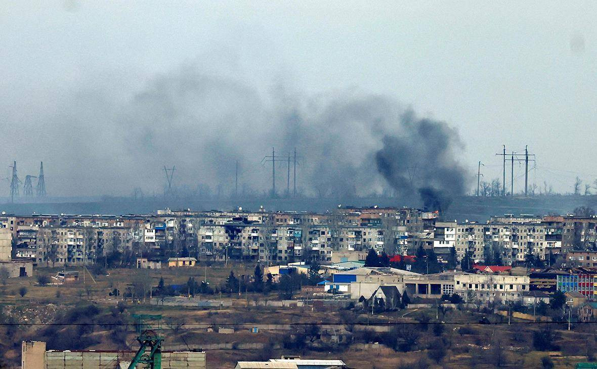 Dư luận thế giới bên ngoài vô cùng nghi ngờ về khả năng tấn công các vị trí kiên cố cũng như ý chí chiến đấu của Quân đội Nga và lính đánh thuê Wagner của họ. Hiện tại có vẻ như đang bế tắc; nhưng trên thực tế, tình huống quân Nga nắm quyền chủ động chiến trường, đó chính là điều mà người Nga muốn thấy. 